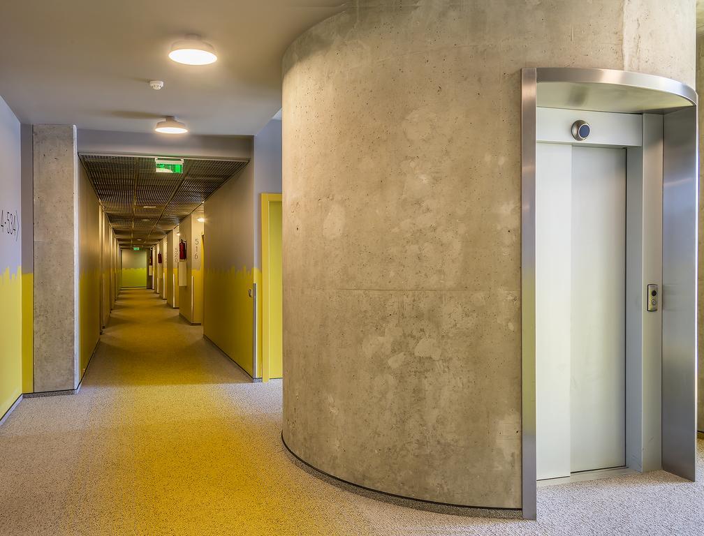וילנה Urbihop Hotel מראה חיצוני תמונה